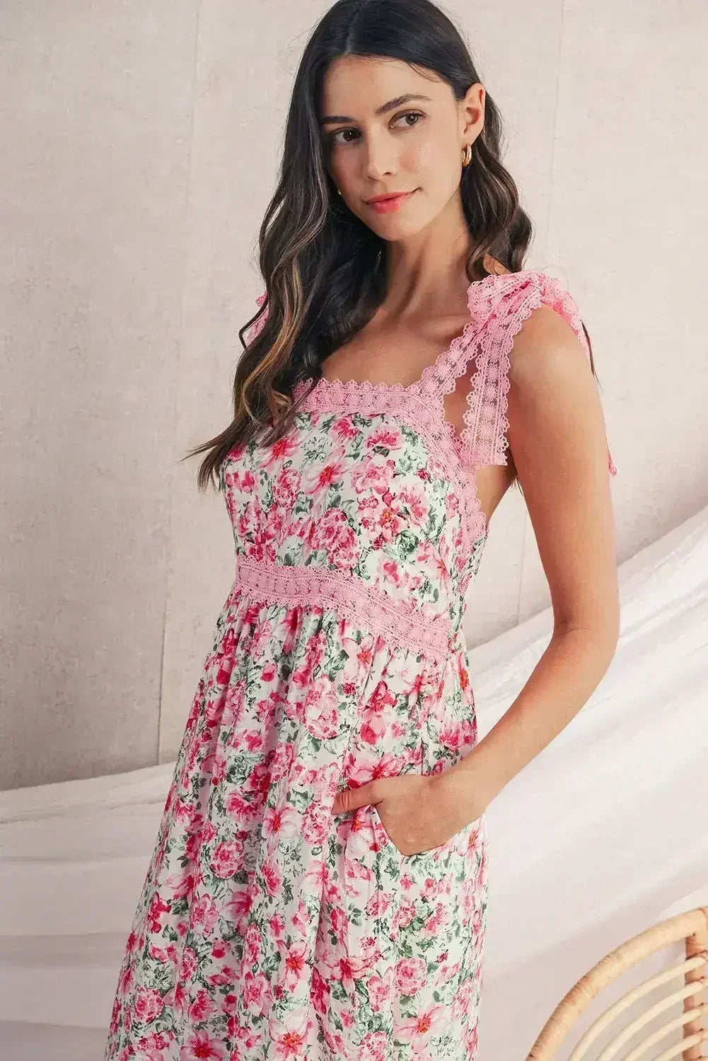 Green Floral Lace Tied Strap Empire Waist Maxi Dress