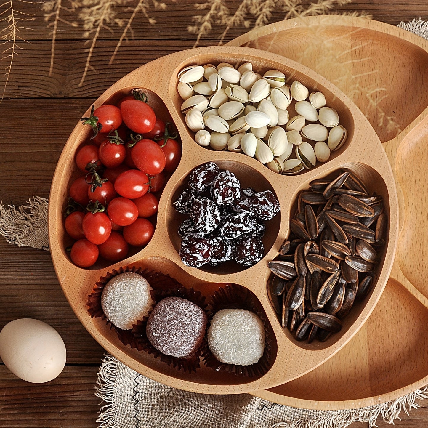 Multifunctional Wooden Cheese Snack Tray with Dividers