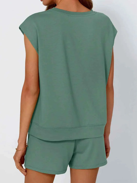 Round Neck Top and Shorts Set - Drop Sleeve Design