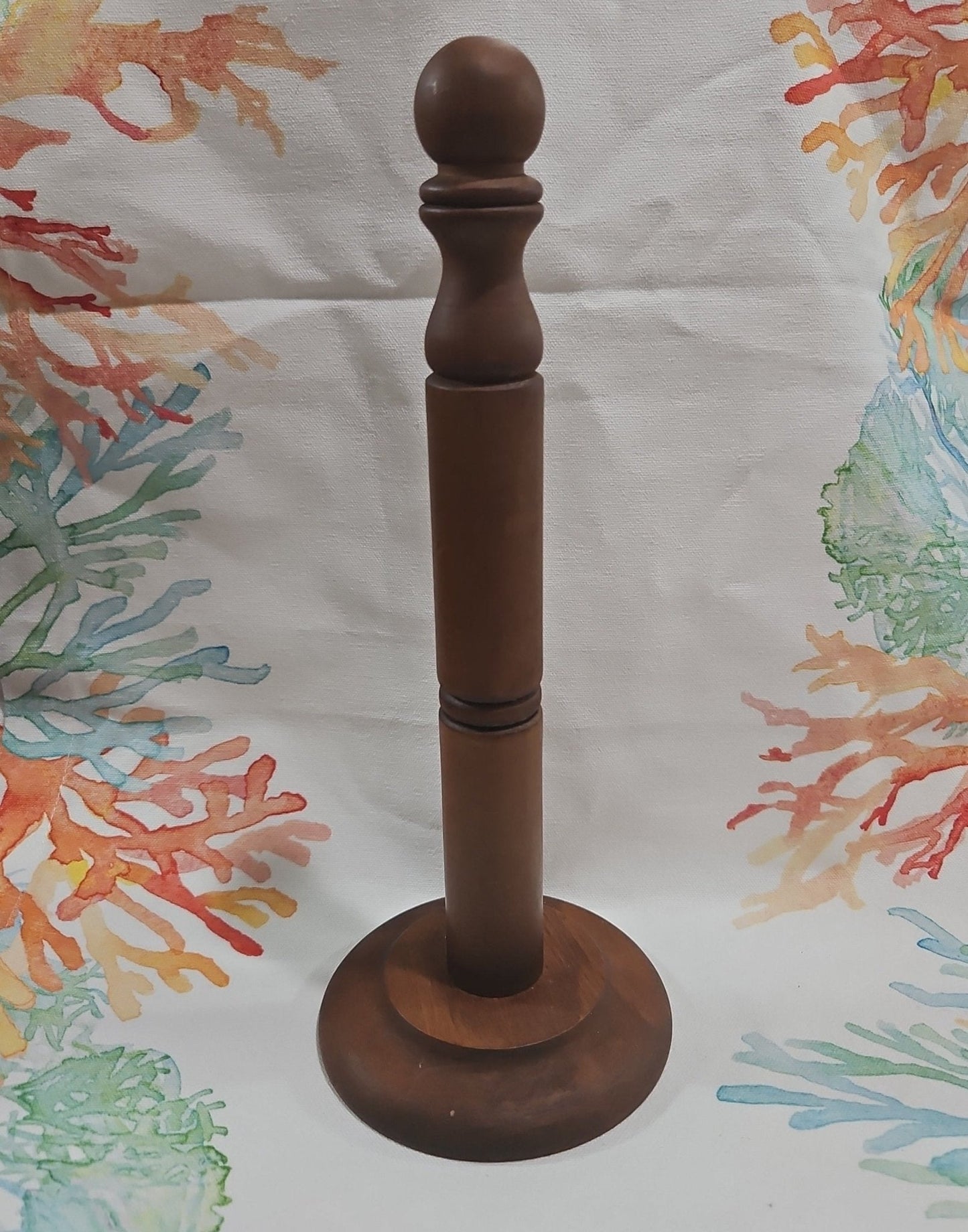 1960's Vintage Napkin Rings & Paper Towel Holder