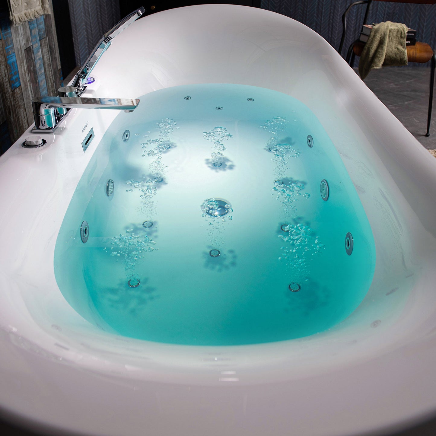 WOODBRIDGE 72" x 35-3/8" Whirlpool Water Jetted and Air Bubble Freestanding Heated Soaking Combination Bathtub with Tub Filler and LED control panel