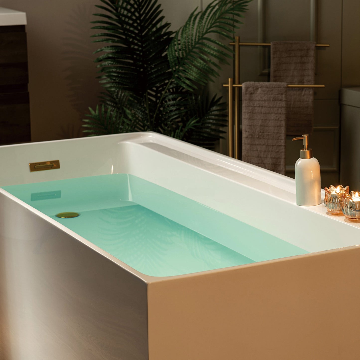 WOODBRIDGE 66-7/8" L x 31-1/2" W Freestanding Contemporary Soaking Bathtub