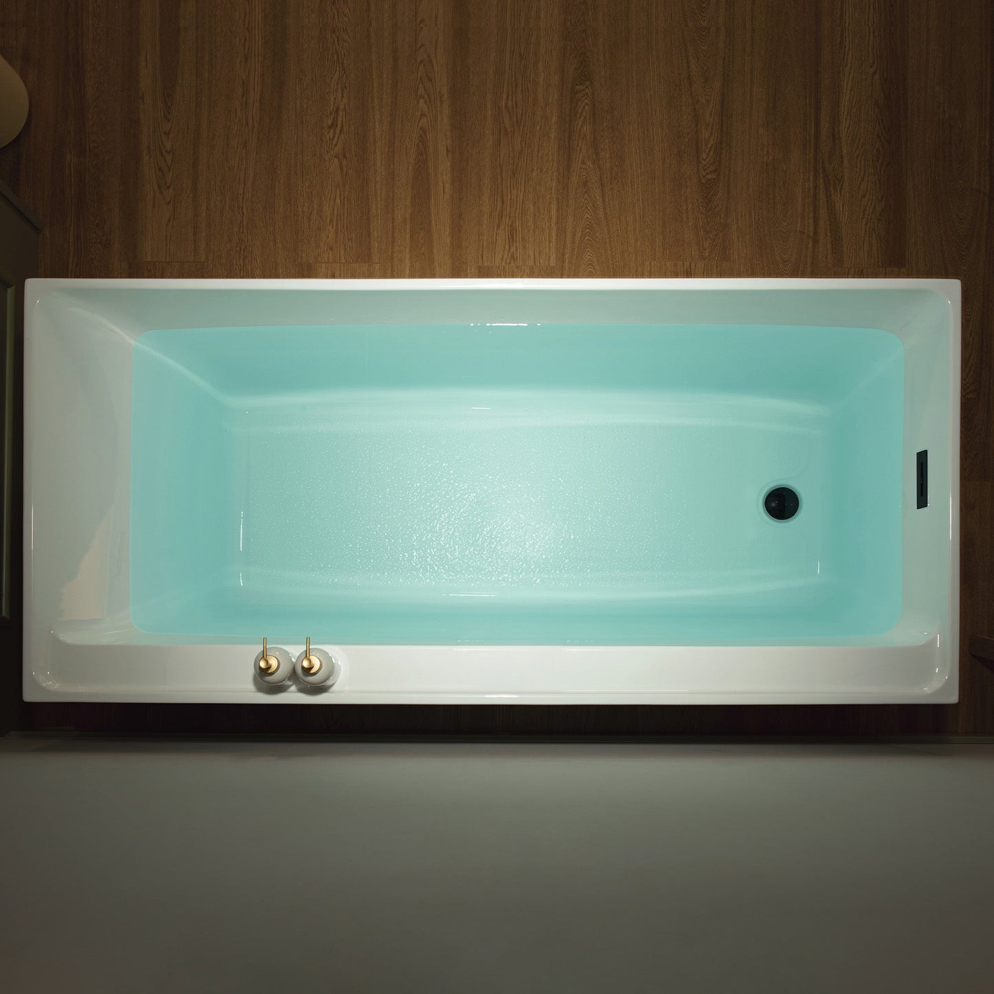 WOODBRIDGE 66-7/8" L x 31-1/2" W Freestanding Contemporary Soaking Bathtub