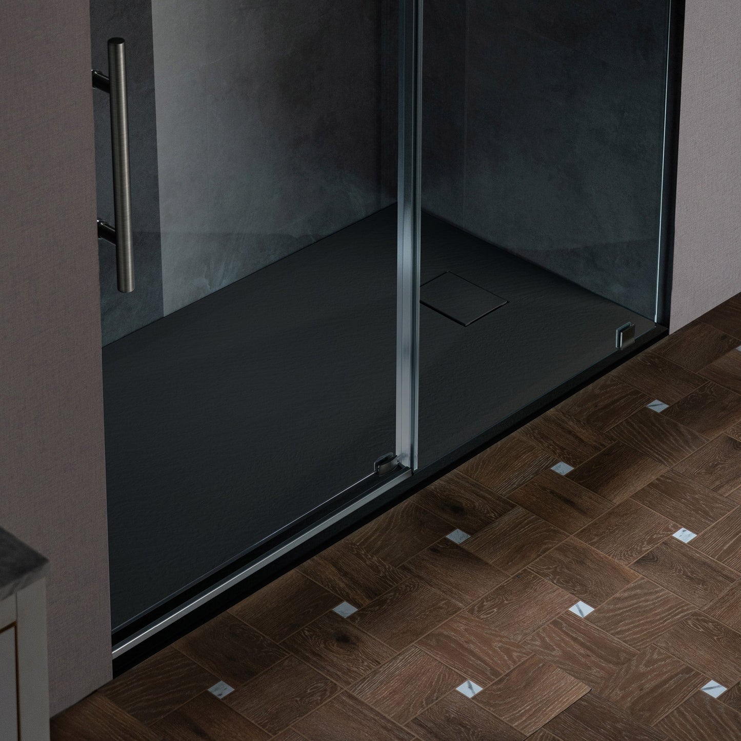WOODBRIDGE 47.25 in L x 31.5 in W Zero Threshold End Drain Shower Base with Reversible Drain Placement, Matching Decorative Drain Plate and Tile Flange, Wheel Chair Access, Low Profile