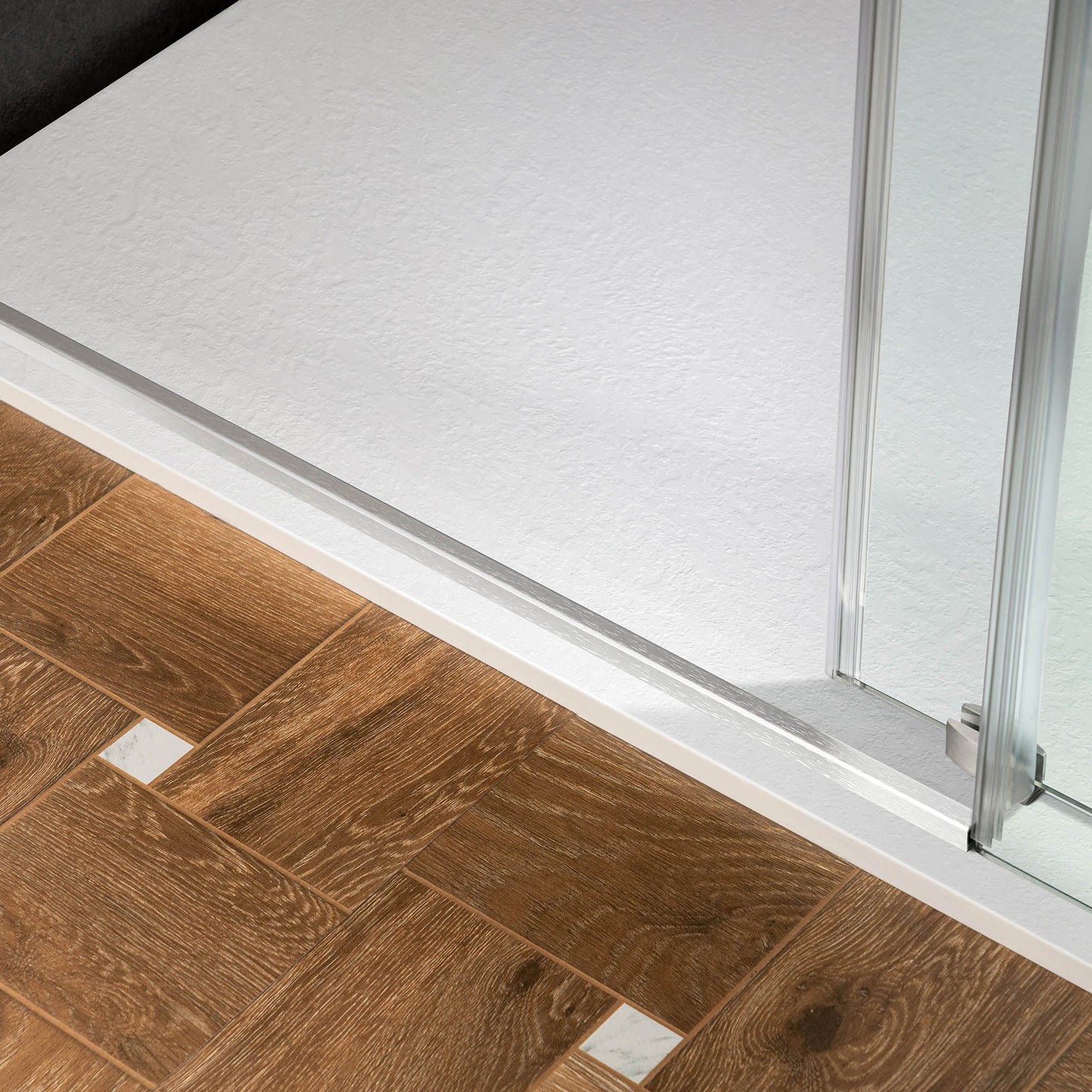 WOODBRIDGE 47.25 in L x 31.5 in W Zero Threshold End Drain Shower Base with Reversible Drain Placement, Matching Decorative Drain Plate and Tile Flange, Wheel Chair Access, Low Profile
