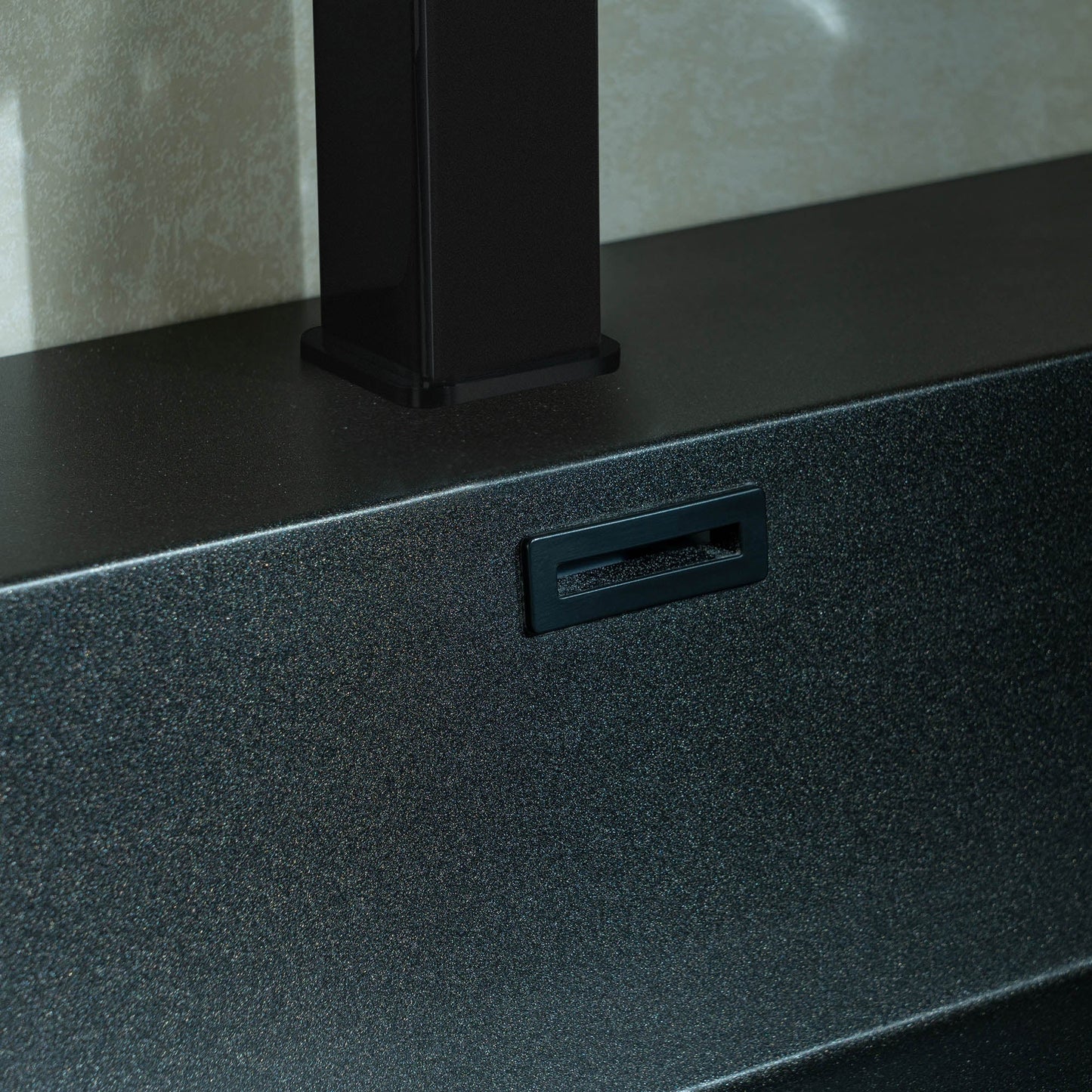 WOODBRIDGE 29-1/2 in. W x 19-5/8 in. D Wall Mounted Floating Multi-layer Engineering Wood Bathroom Vanity with Premium Black Sintered Stone Vanity Top