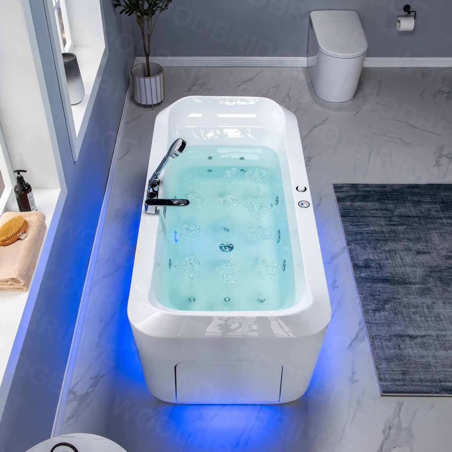 WOODBRIDGE 67"L x 31-1/2"W 1 Person Freestanding Massage Hydrotherapy Bathtub Tub