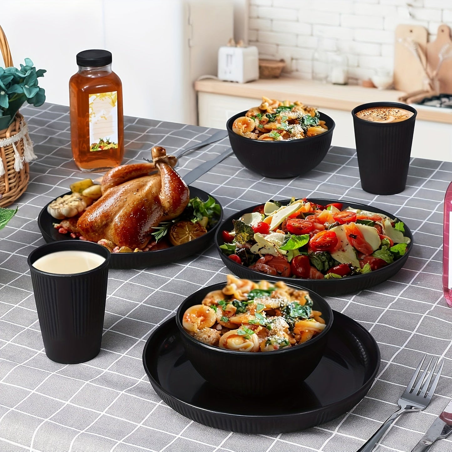 18Piece Unbreakable Dinnerware Set Microwave Dishwasher Safe
