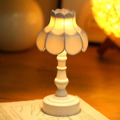 Flower Mini Desk Lamp Ideal Night Light Decor