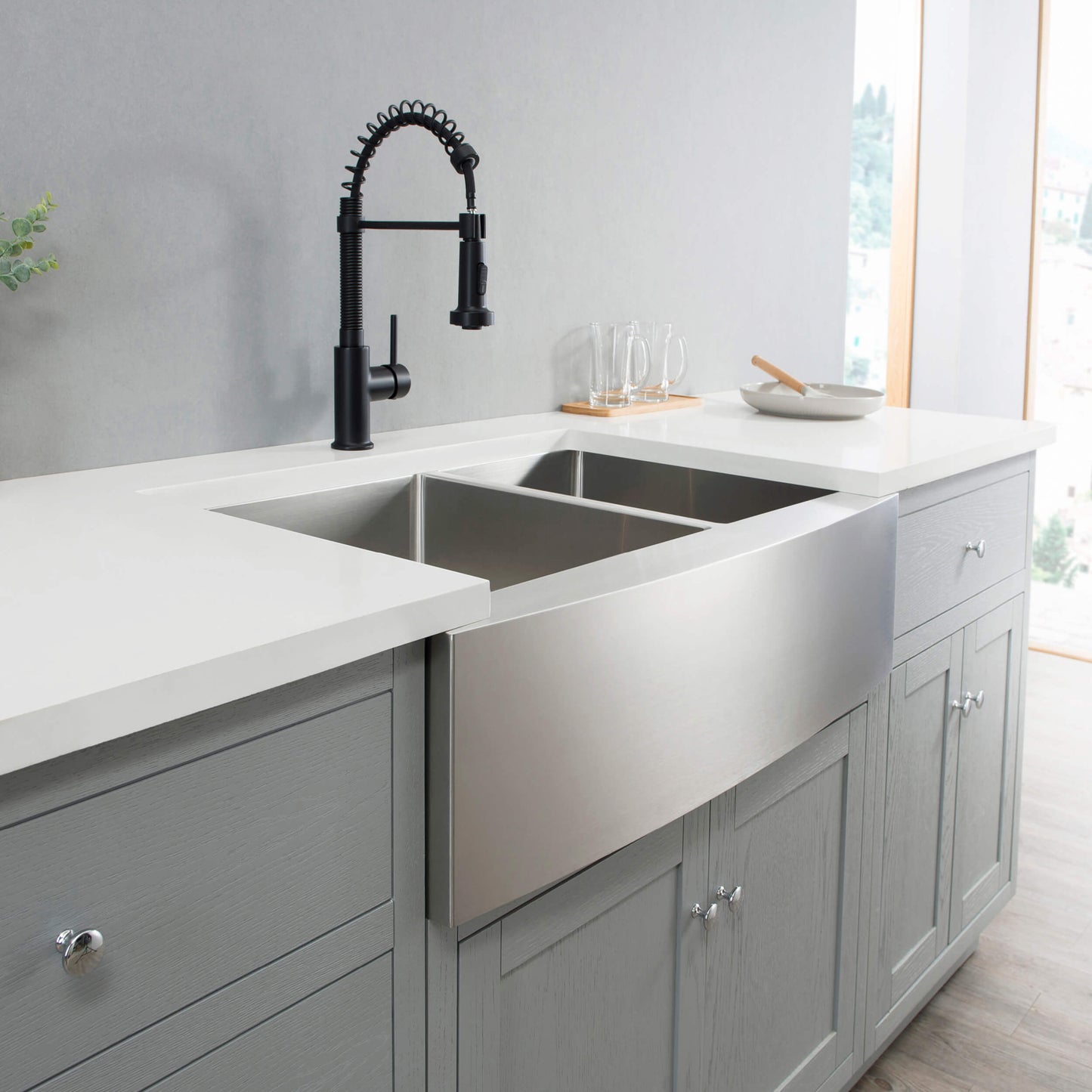 33" Handcrafted Farmhouse Apron Double Bowl Stainless Steel Kitchen Sink