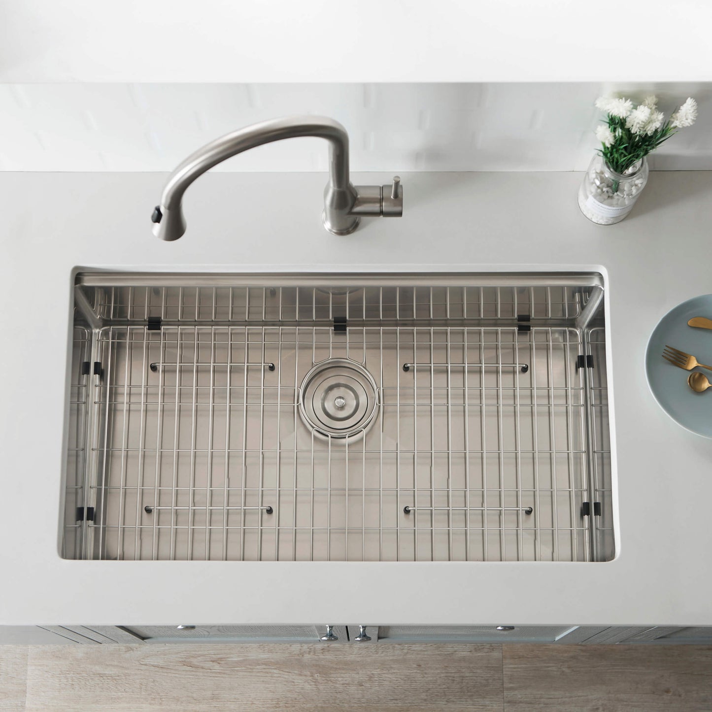 33" Undermount Single Bowl Stainless Steel Workstation Sink