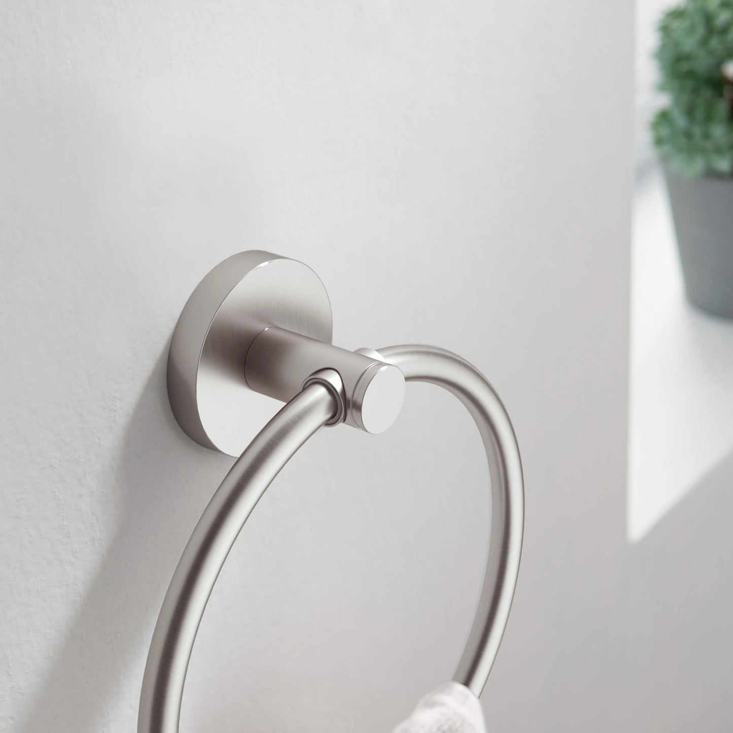 Halo 2-Piece Bathroom Hardware Set 2