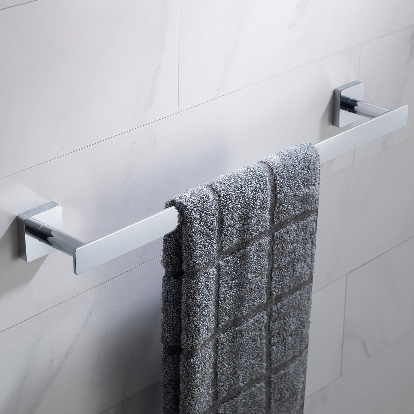 Fusion 18 inch Bathroom Towel Bar