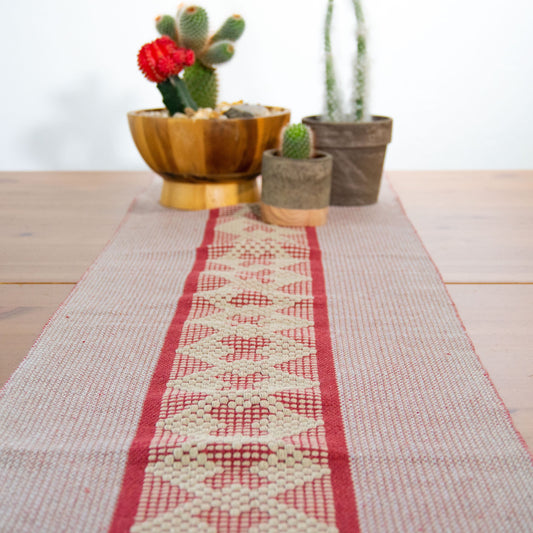 Jalieza Geometric Geometric Table Runner. Tulip Design in Coral | Kitchen + Metal