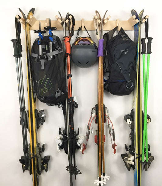 THE APRES ski wall rack