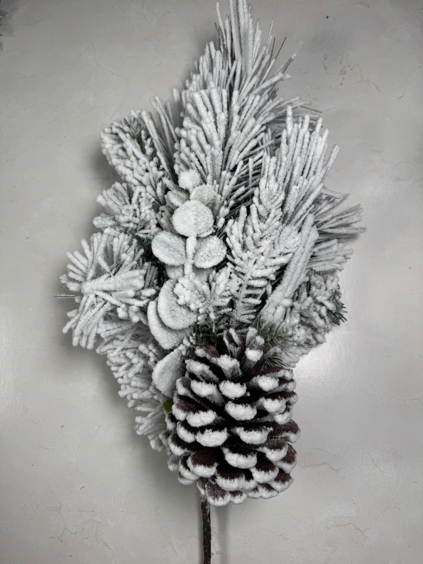 Flocked Snow Mix Pine W/Cones Spray X9 20"