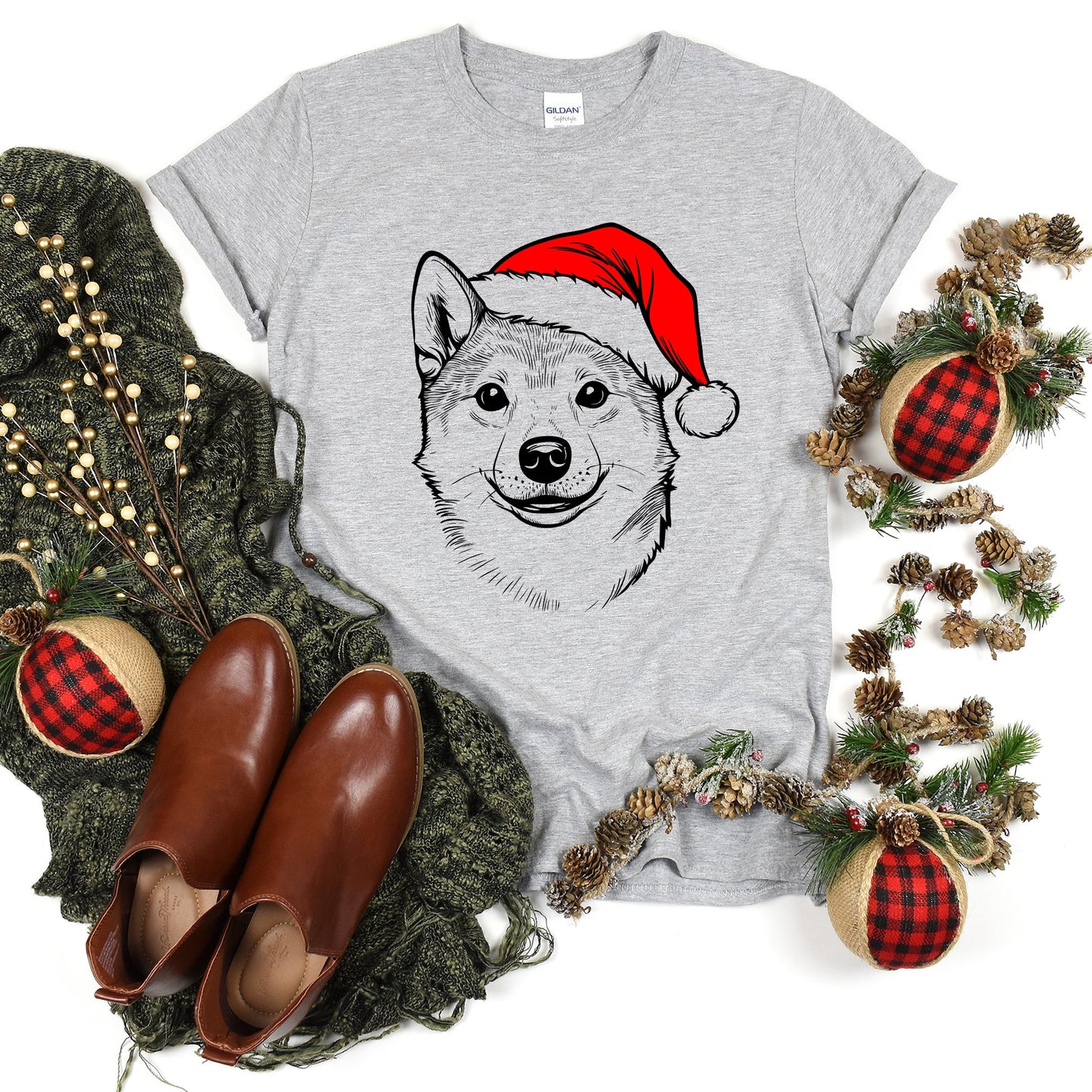 Shiba Inu, Santa, Dog, Christmas, Dog Lover, Pet T-Shirt Comfort Colors T-Shirt