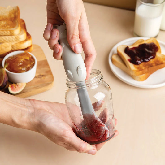 Mary Cat | Play | Kitchen + Metal