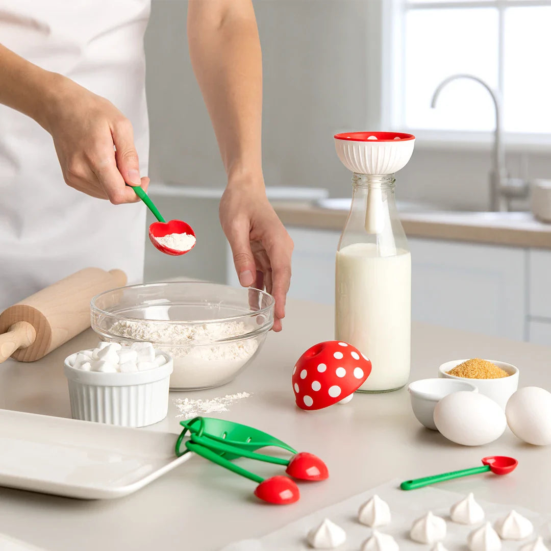 Mon Cherry | Play | Kitchen + Metal