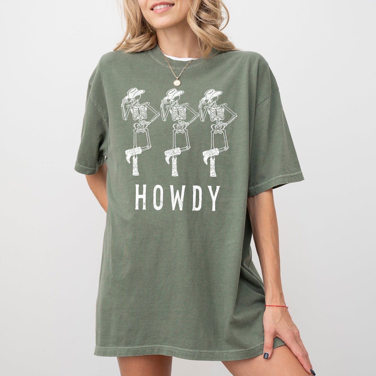 Howdy Skeleton, Cowboy, Ghost, Funny, Witch, Aesthetic, Meme, Halloween, Spooky, Costume, Tshirt Comfort Colors T-Shirt