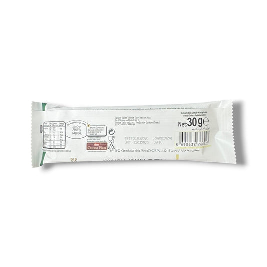 Nestle Damak Pistachio Chocolate Wafer Coated In White Chocolate, 30g Delicious Snack