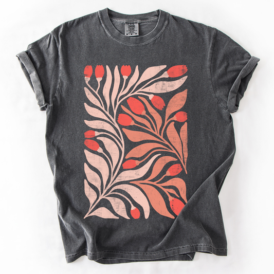 Red Tulip Flower Pattern, Vintage Boho, Nature, Comfort Colors T-Shirt