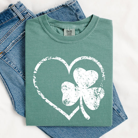 Retro Heart, Vintage, St Patrick's Day, Shamrock, Clover, Lucky, Leprechaun Tshirt Comfort Colors T-Shirt