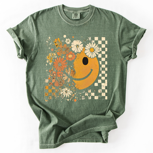 Retro Smiley, Halloween, Autumn, Fall, Flowers, Comfort Colors T-Shirt