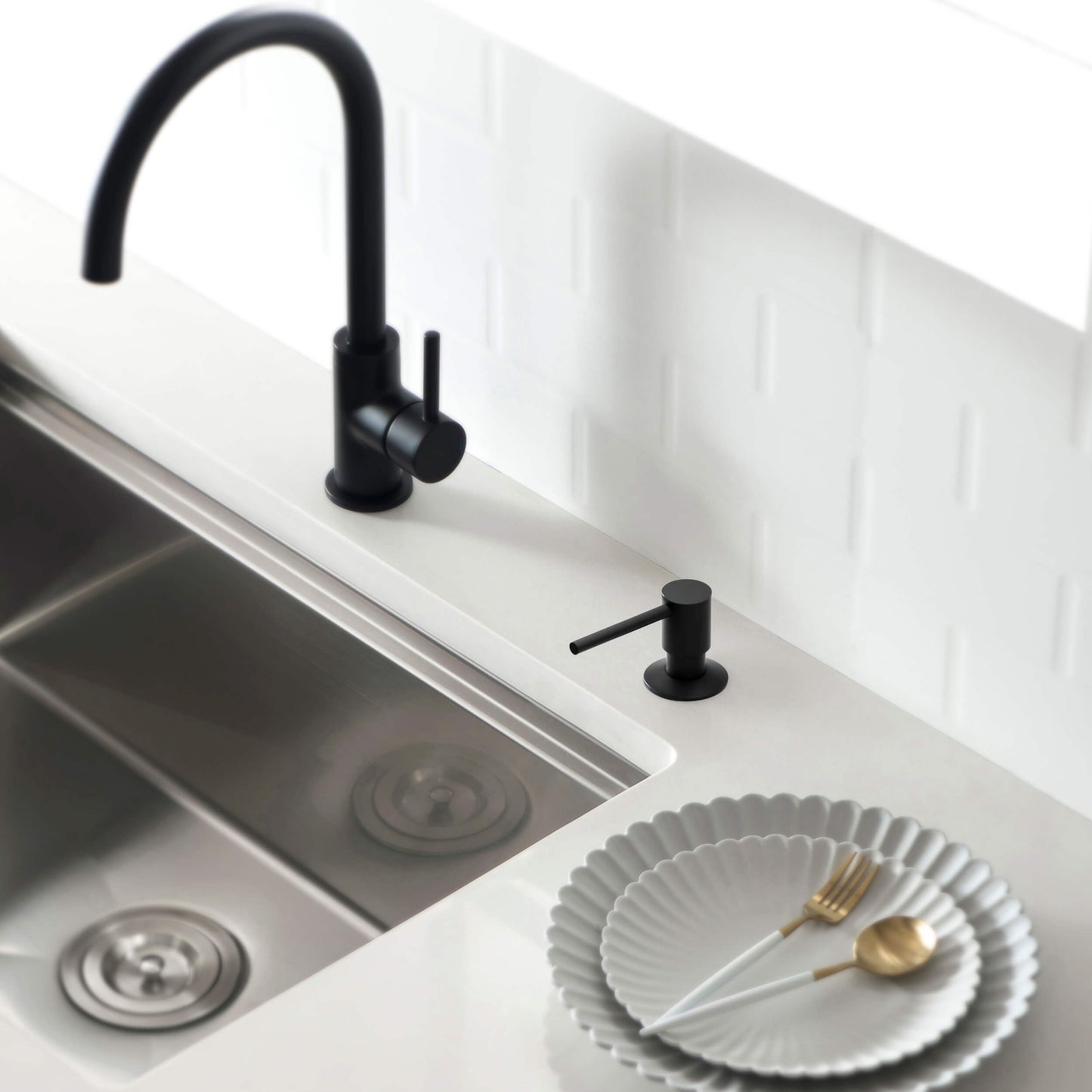 Kitchen Lead Free Solid Brass Construction Soap Dispenser
