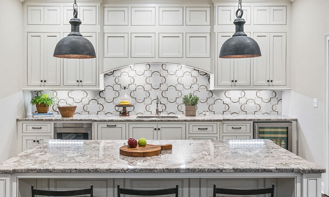 Bianco Quatrefoil Polished Tile