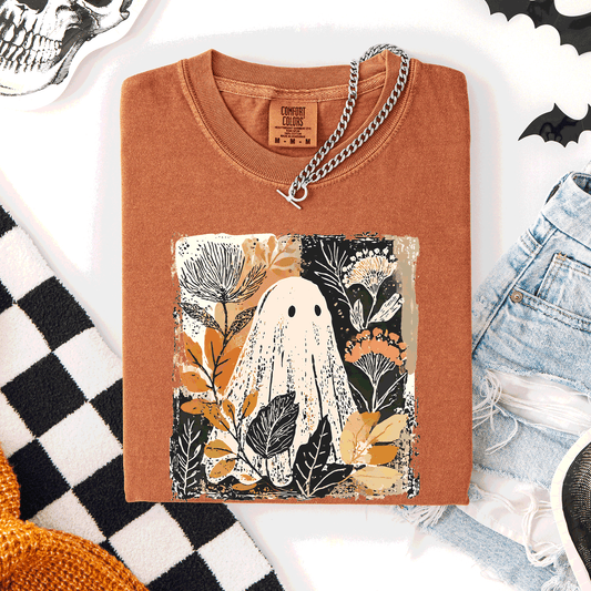 Vintage Ghost Halloween, Botanical, Floral, Autumn, Fall, Comfort Colors T-Shirt