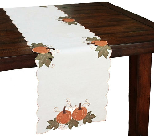 XD14983 Pumpkin Patch Table Runner