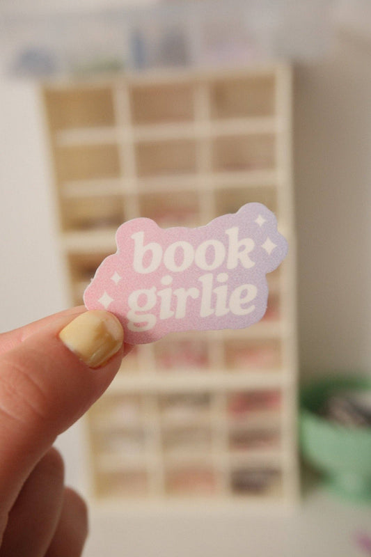 The Tiny Bookshelf - Book Girlie
