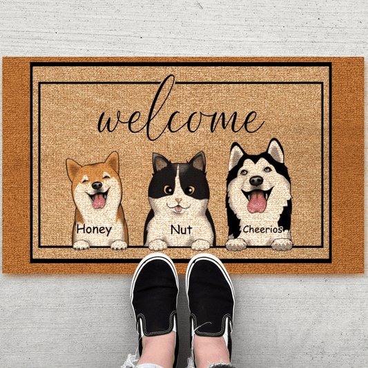 Custom Pet Welcome Doormat - Personalized Gift for Birthday, Housewarming, Homeowner, Friend, Dog/Cat Lover, Owner