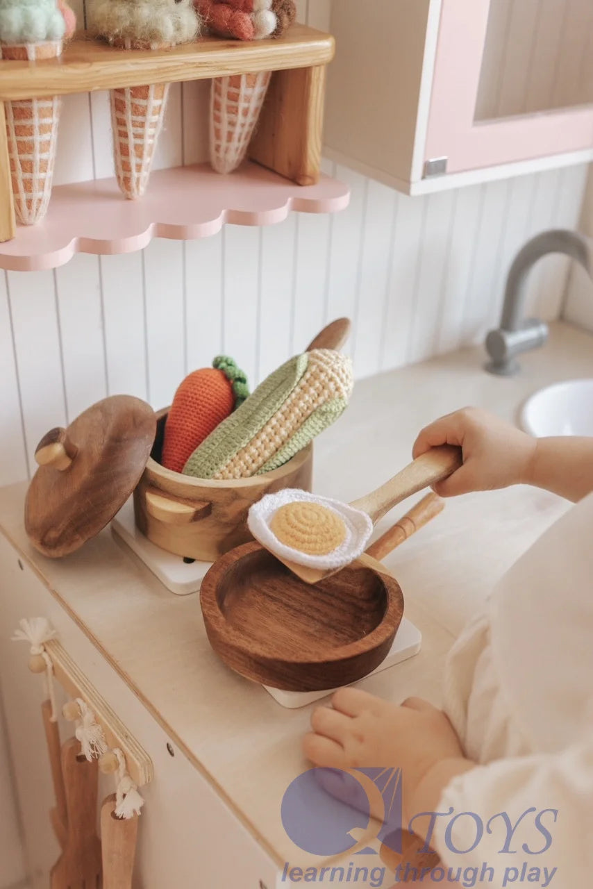 QToys Australia (USA) MAHOGANY PAN & POT SET | Kitchen + Metal