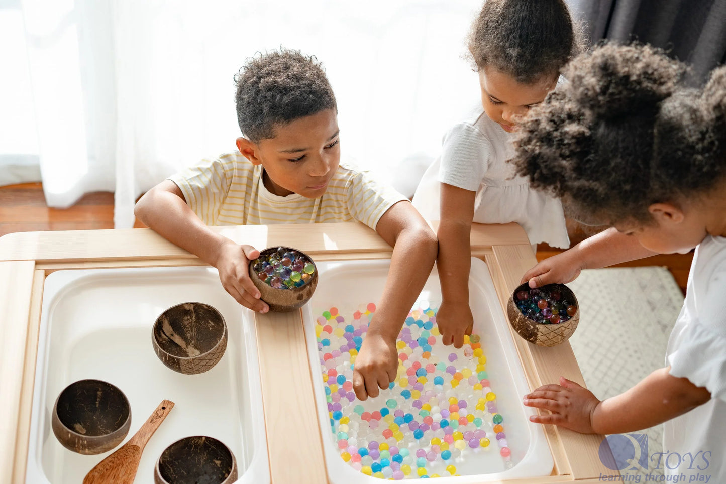 QToys Australia (USA) Patterned Coconut Bowls set of 6 | Kitchen + Metal