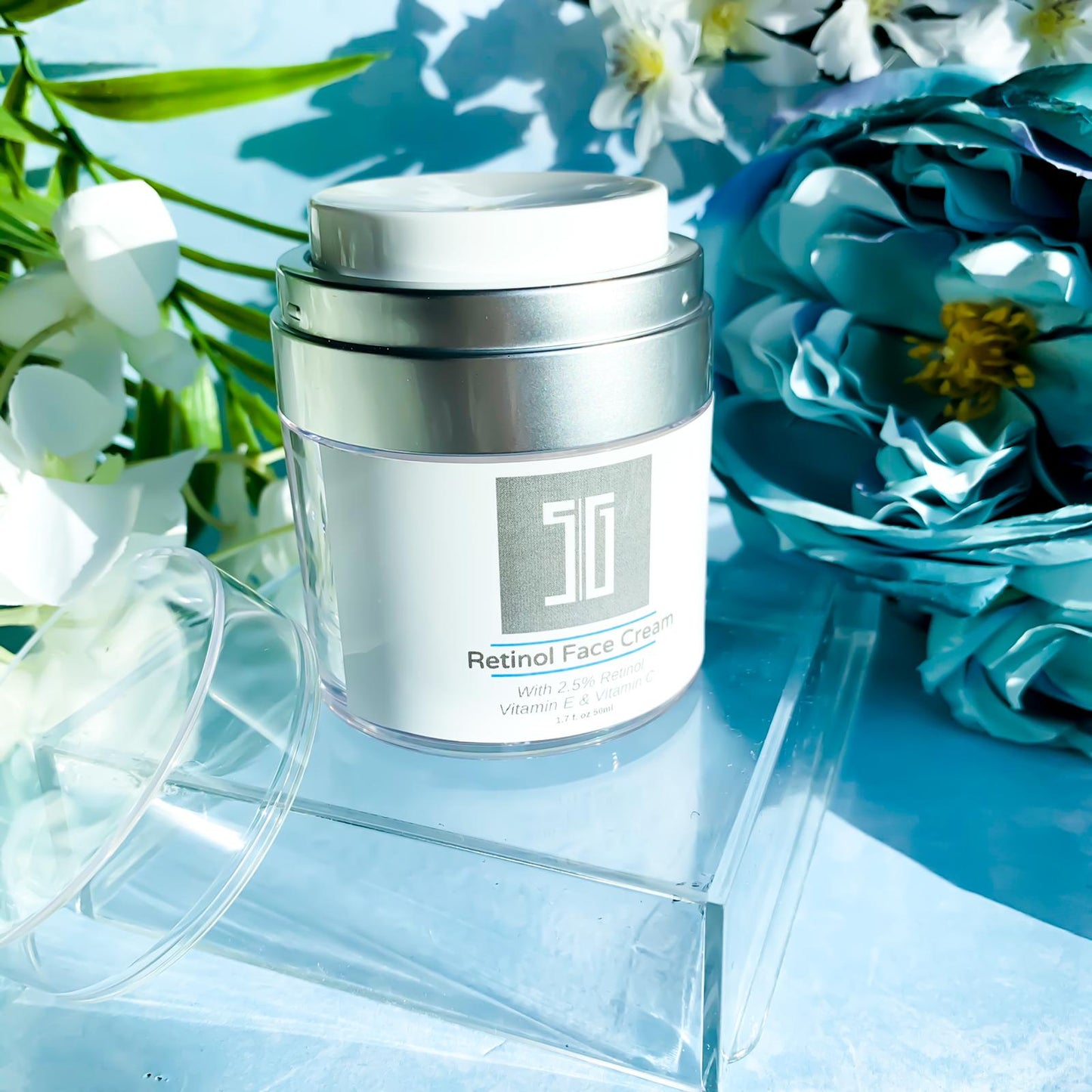 SG Retinol Face Cream 2.5% | Kitchen + Metal