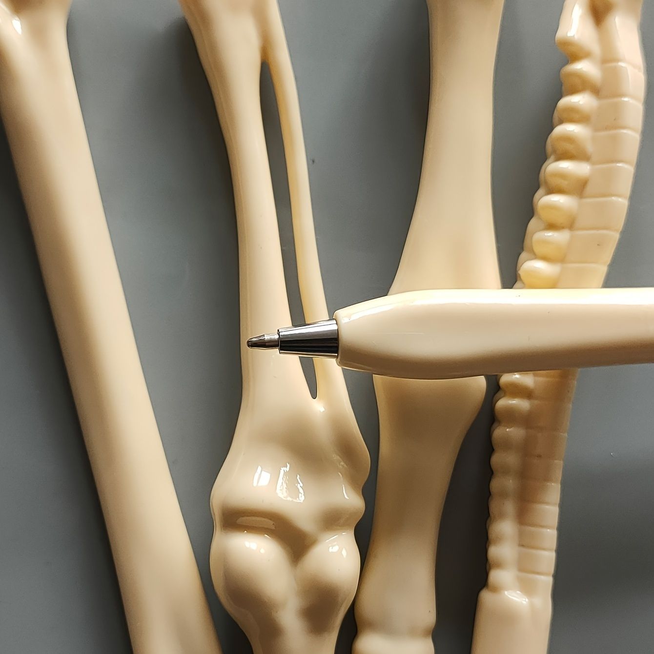 5pcs Creative Novelty Bone Shape Ballpoint Pens Finger Pen Nurse Doctor Pen Stationery Gift Crazy School Student Gift