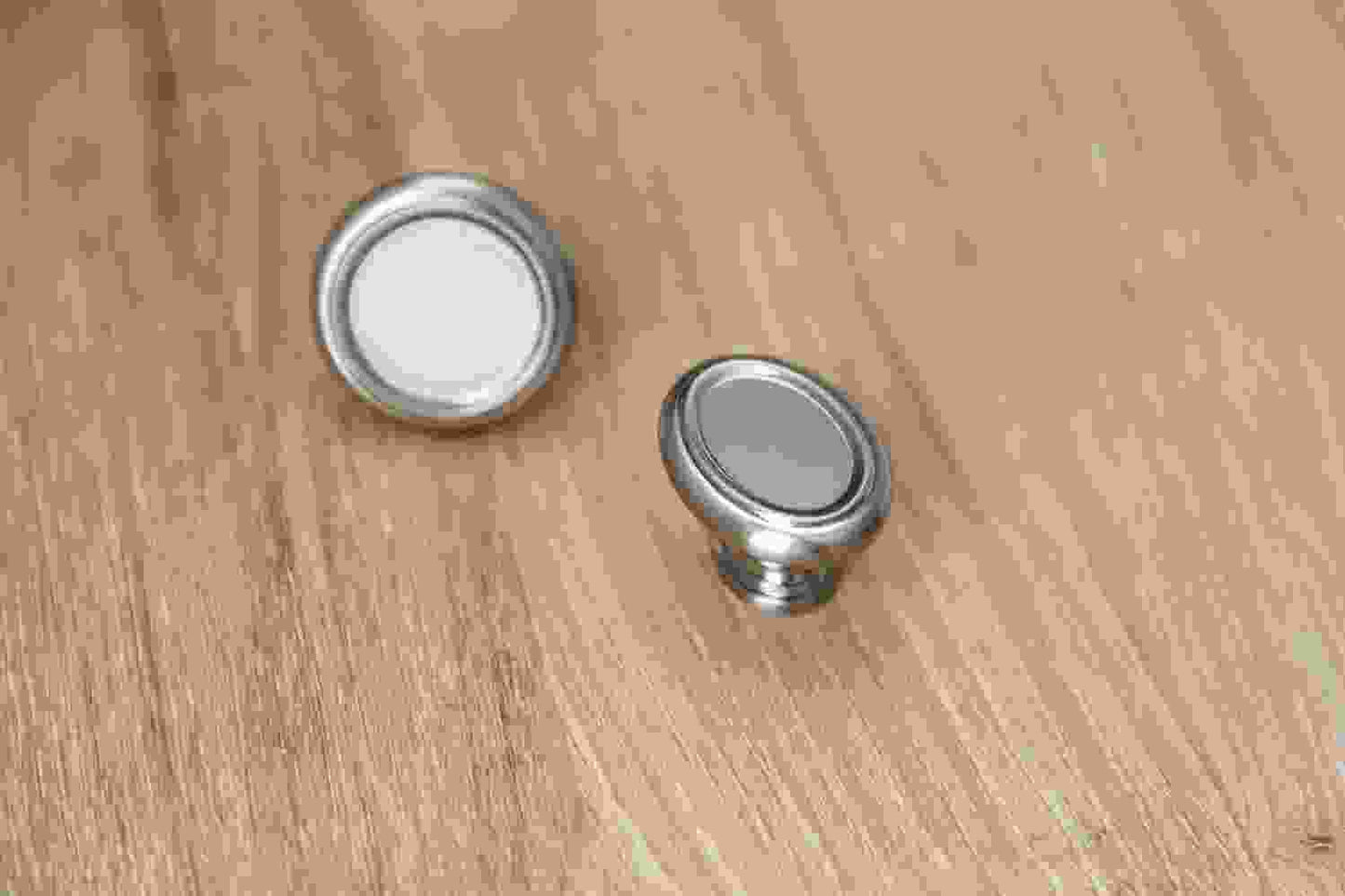 1-1/2 Inch Diameter Berkshire Round Knob