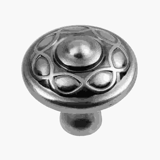 1-3/8 Inch Diameter Tressé Round Knob