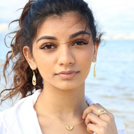 Paradise Necklace – 18K Gold Plated with Blue Topaz