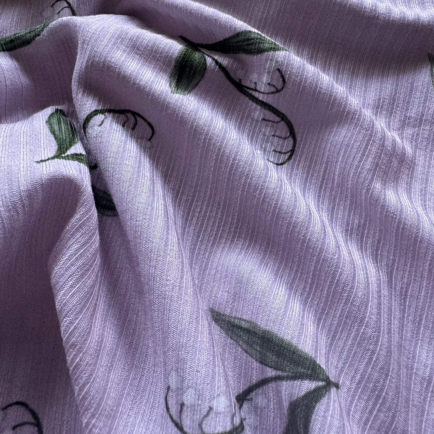 Ribbed Lilies Bow