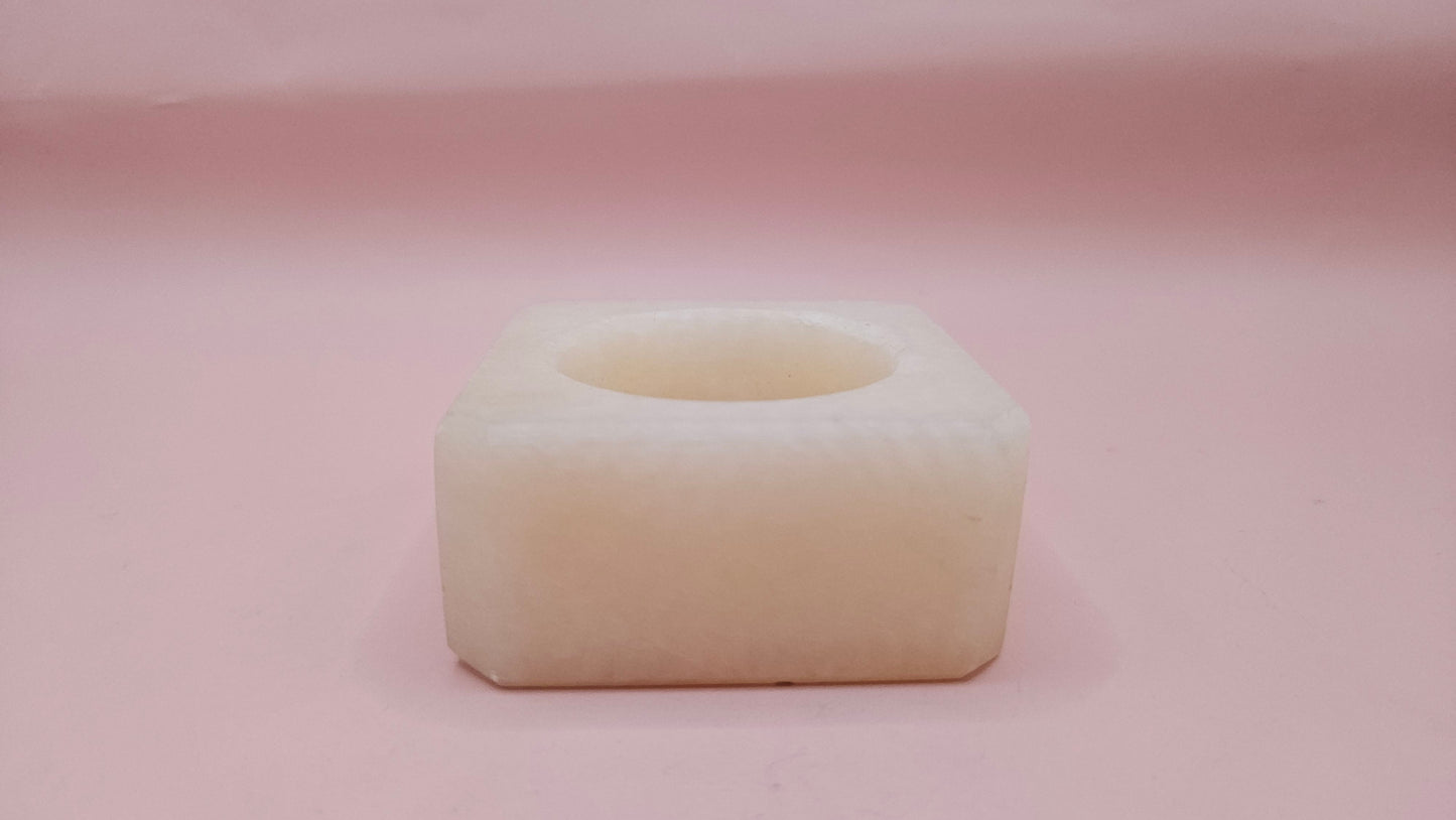 Ivory Onyx Tealight Holder – 2.4x1.1"
