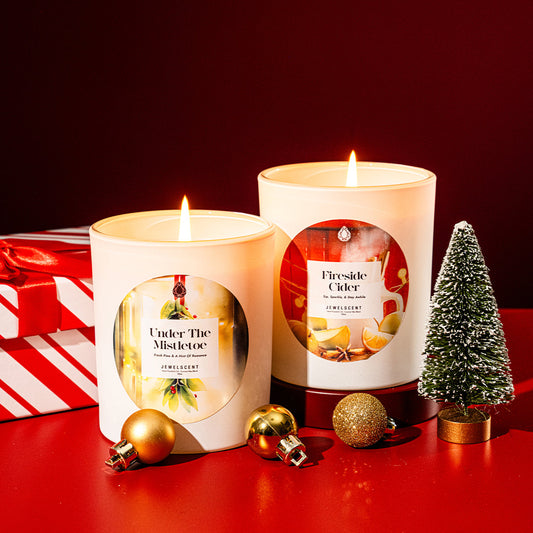 Under The Mistletoe 10oz Signature Jewelry Candle