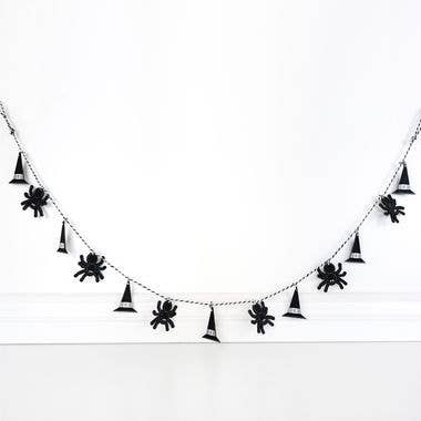 Wood Spider & Witch Hat Garland Decor 60" Halloween Bunting