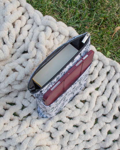 Meaggie Moos - Book / Tablet Sleeve | Ivory Swords