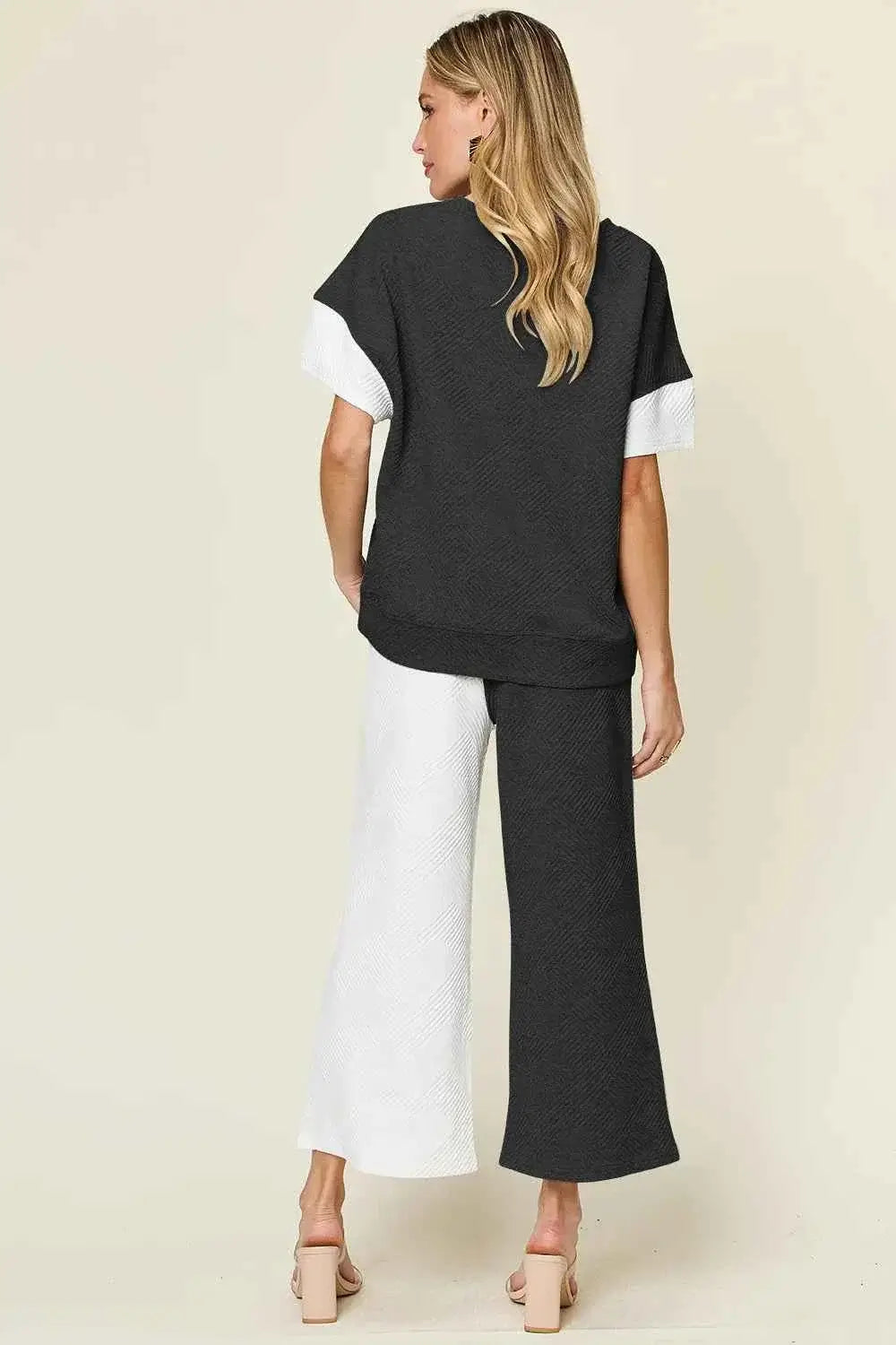 Plus Size Contrast T-Shirt and Wide Leg Pants Set