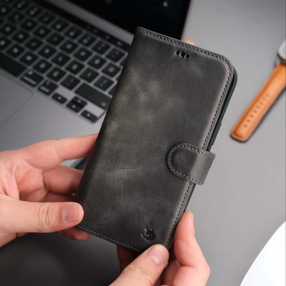 Casper Leather iPhone 14 Wallet Case | MagSafe