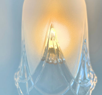 Victorian Scalloped Frost and Clear Wall Sconce