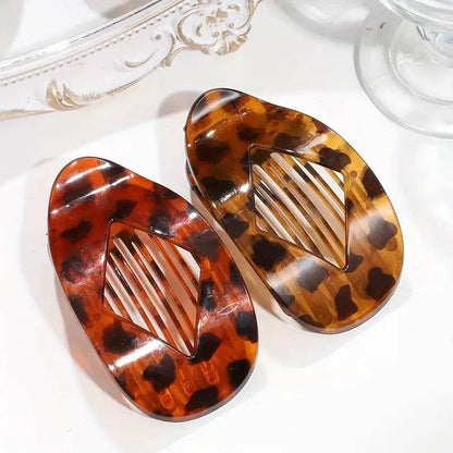 Leopard Matte Oval Hair Claw Clip – Curved Barrette for Women